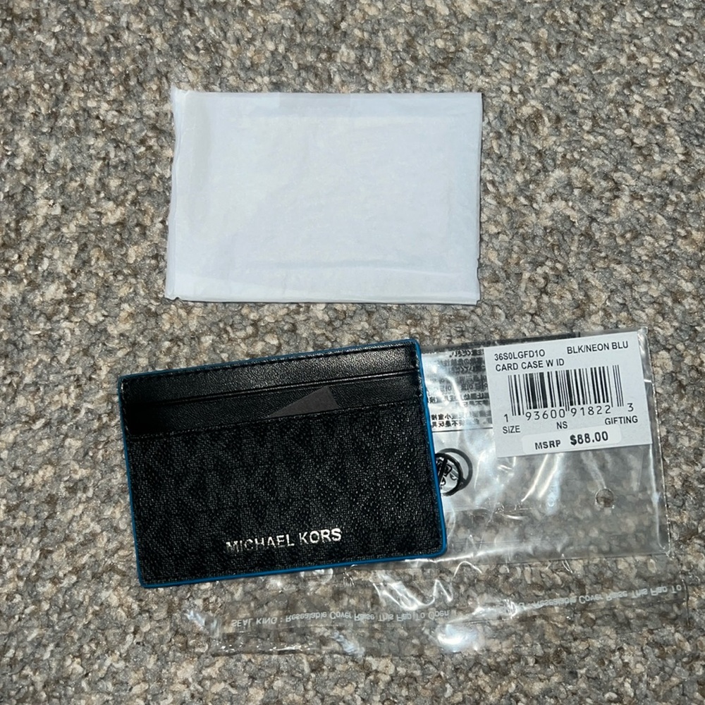 Michael Kors card holder